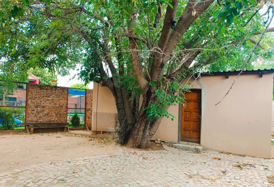 4 Bedroom Property for Sale in Willows Free State